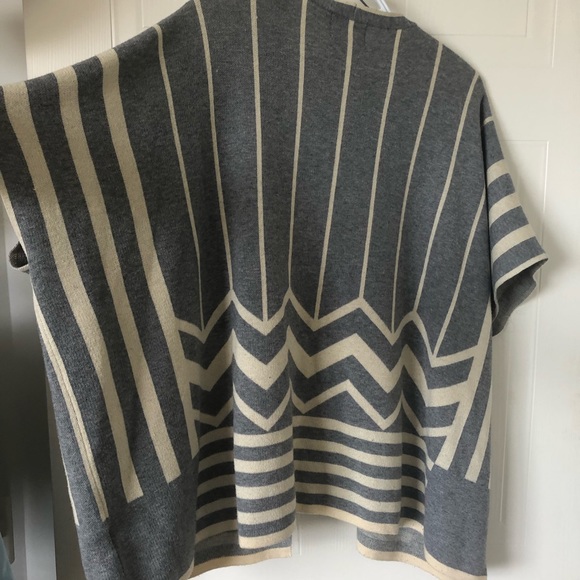 Vintage La fée Verte Knit Sweater Cape - Picture 9 of 12